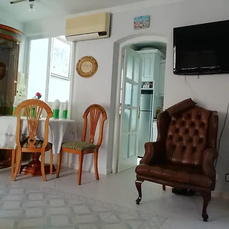 Vakantiehuis Дом В Старинном, Классическом Стиле